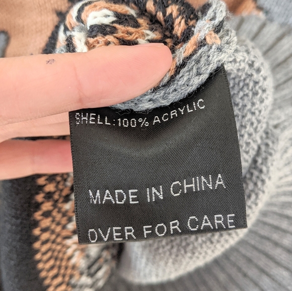 American Stitch Graphic Pullover Christmas Sweater - Picture 6 of 6